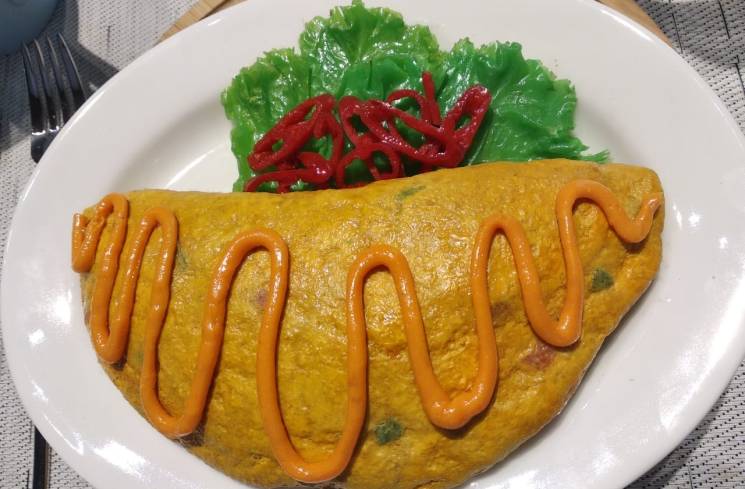 Ilustrasi resep nasi goreng omelett mayones. (Foto: Indoparents/Intan Cahya)