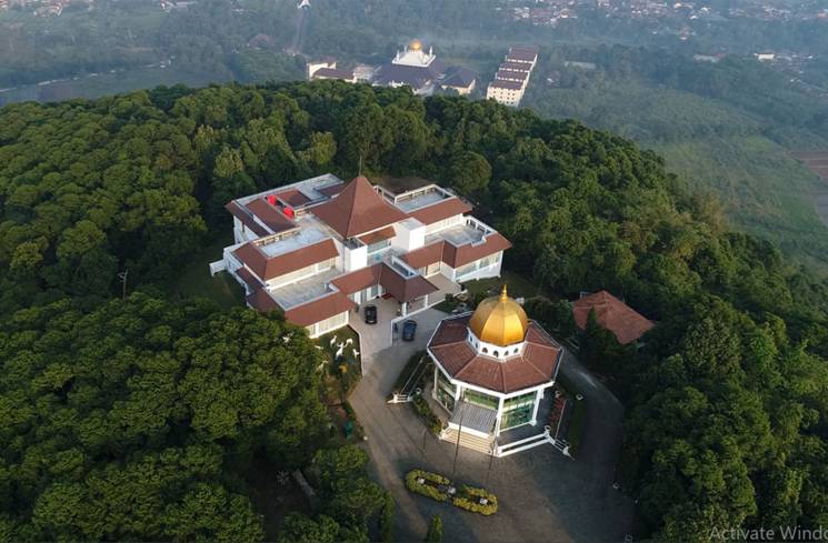 Penginapan berkonsep hotel boutique, Adiroso Managed by Sahid, berada di puncak Gunng Menyan, Pamijahan, Kab. Bogor. (Foto: Dok. Adiroso Managed by SAHID)