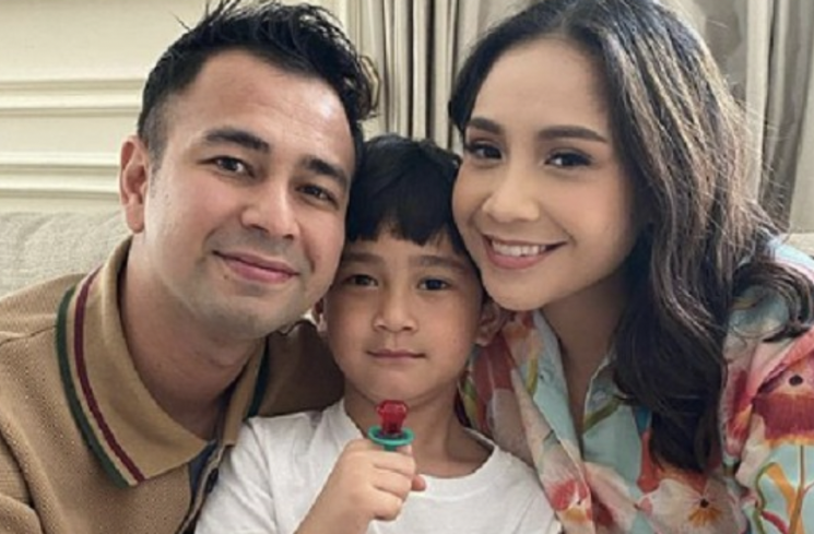 Raffi Ahmad, Nagita Slavina, dan Rafathar