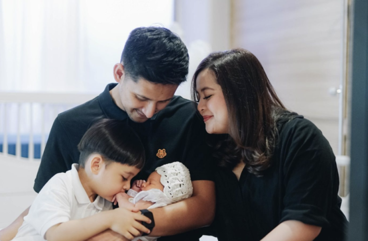 Momen Tasya Kamila pasca melahirkan Baby Shafa