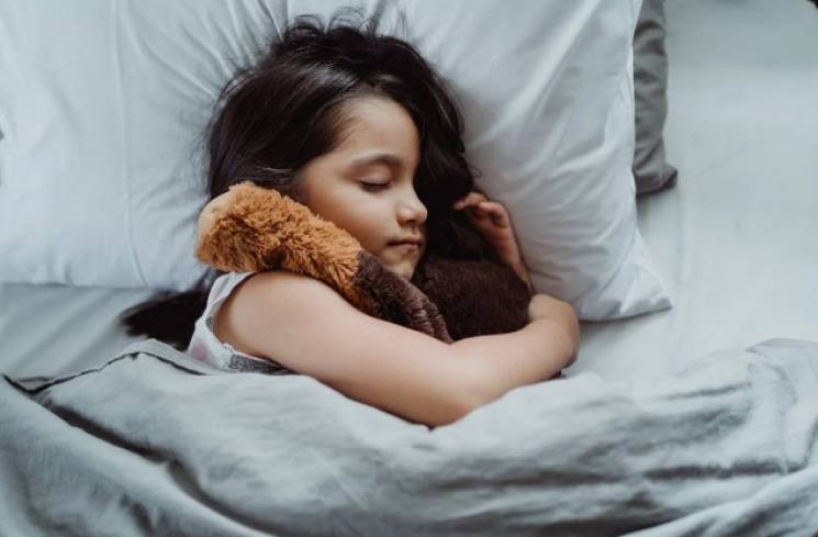 Ilustrasi: anak-anak juga bisa mengalami henti napas saat tidur atau Obstructive Sleep Apnea (OSA). (Foto: Pexels/Ketut Subiyanto)