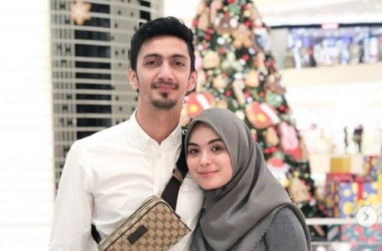 Vebby Palwinta dan Razi Bawazier [Instagram]