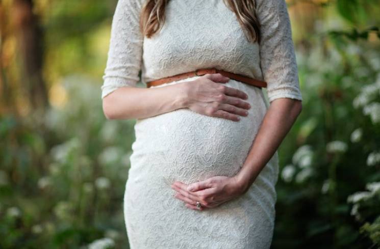 Ilustrasi ibu hamil. (Foto: Pexels/Leah Kelley)