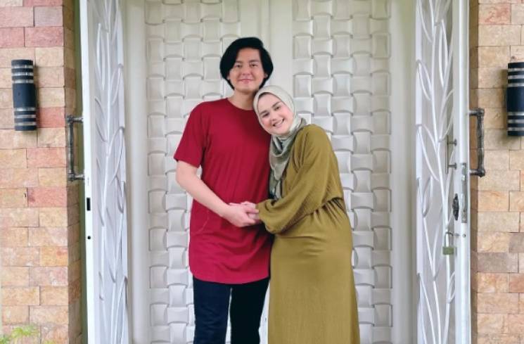 Roger Danuarta dan Cut Meyriska [Instagram]