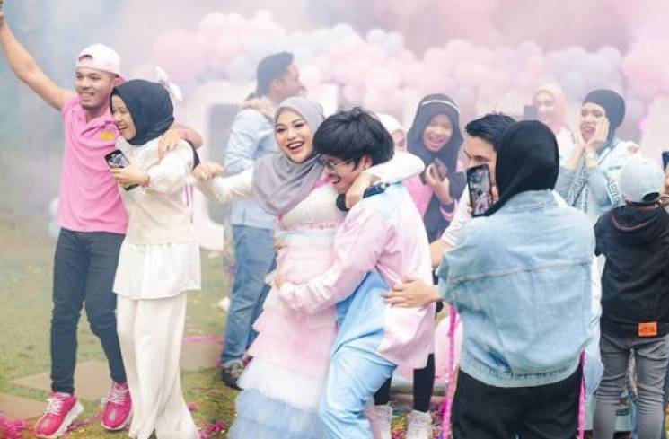 Acara gender reveal Aurel Hermansyah [Instagram/@attahalilintar]