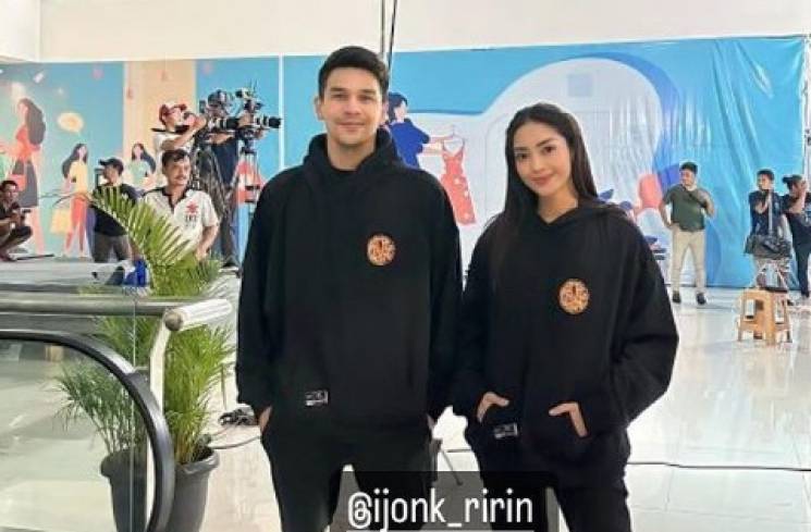 Jonathan Frizzy dan Ririn Dwi Ariyanti [Instagram]